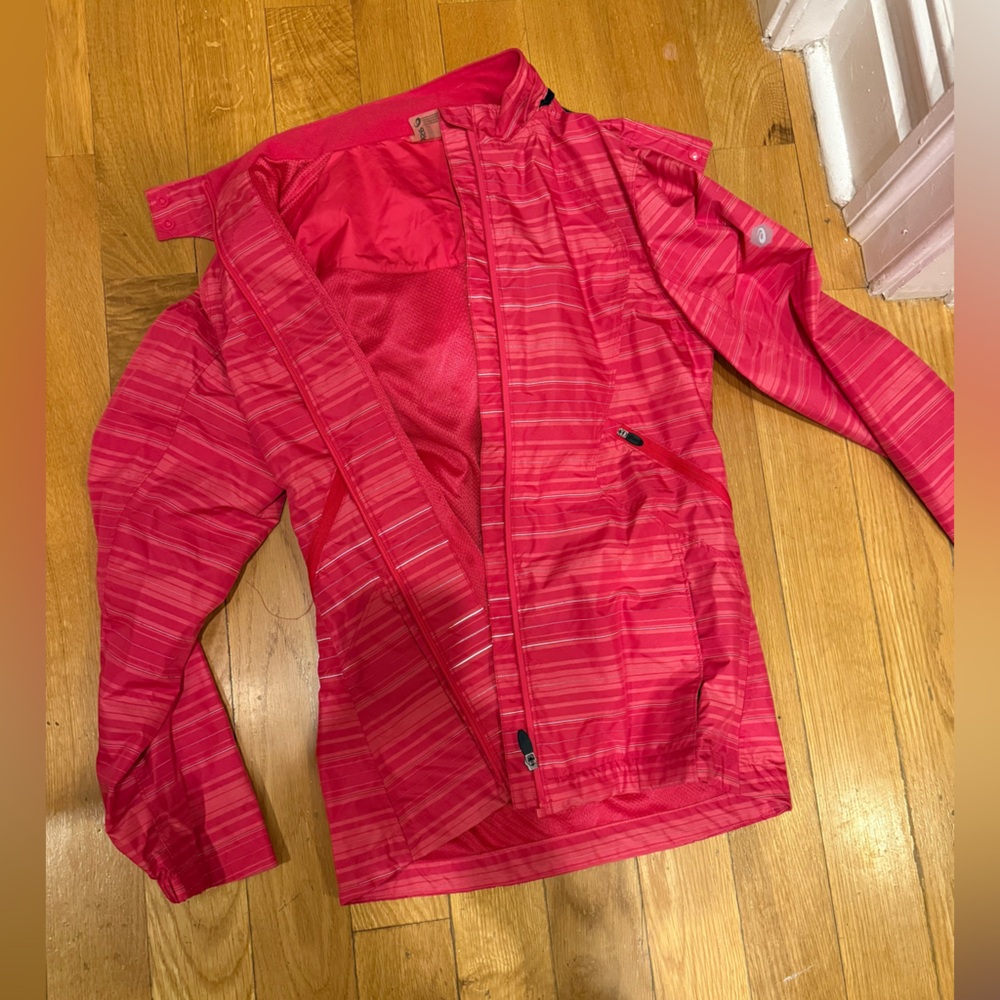 ASICS Women’s Lightweight Pink Striped Jacket - Size Medium